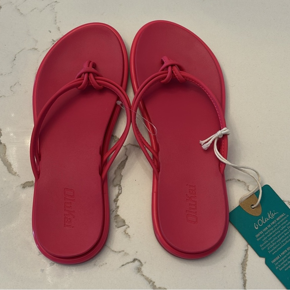 OluKai Women's Pink Aka Sandals
